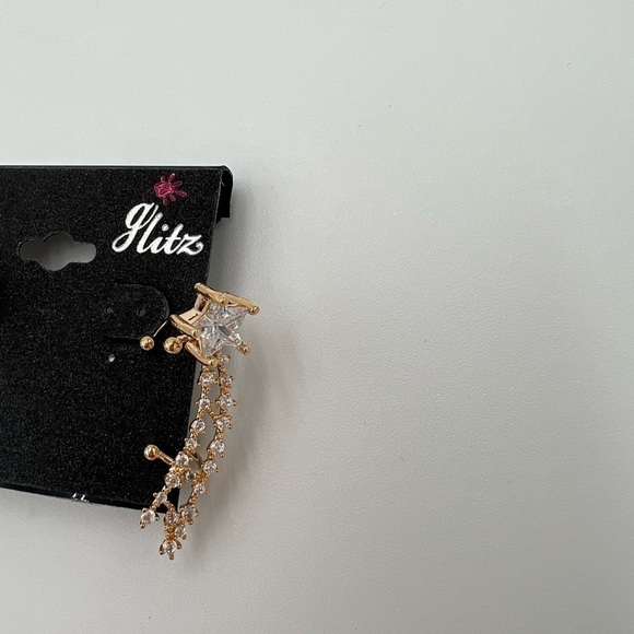 One Gold Plated  Star Cuff Earrings for Women Cartilage Ear Cuff CZ - Picture 5 of 10